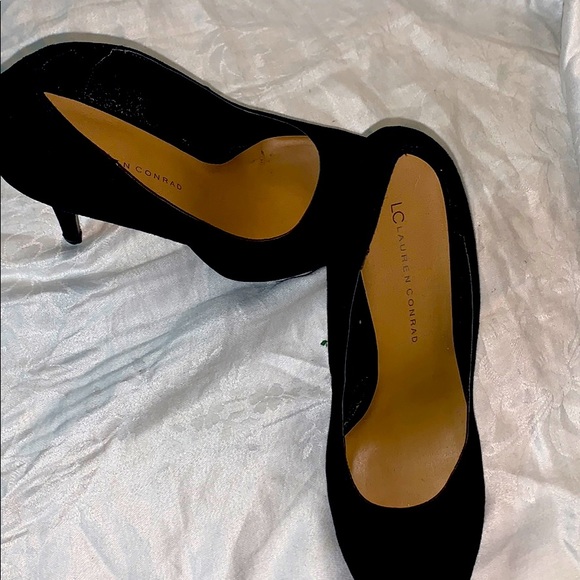 Lauren Conrad dark navy blue suede shoe high pumps - Picture 2 of 4